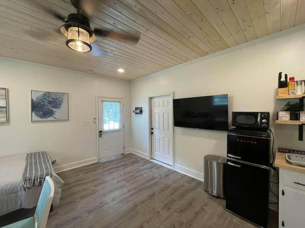 Beautifully Renovated Studio 2 Miles From Marina! Winchester Esterno foto