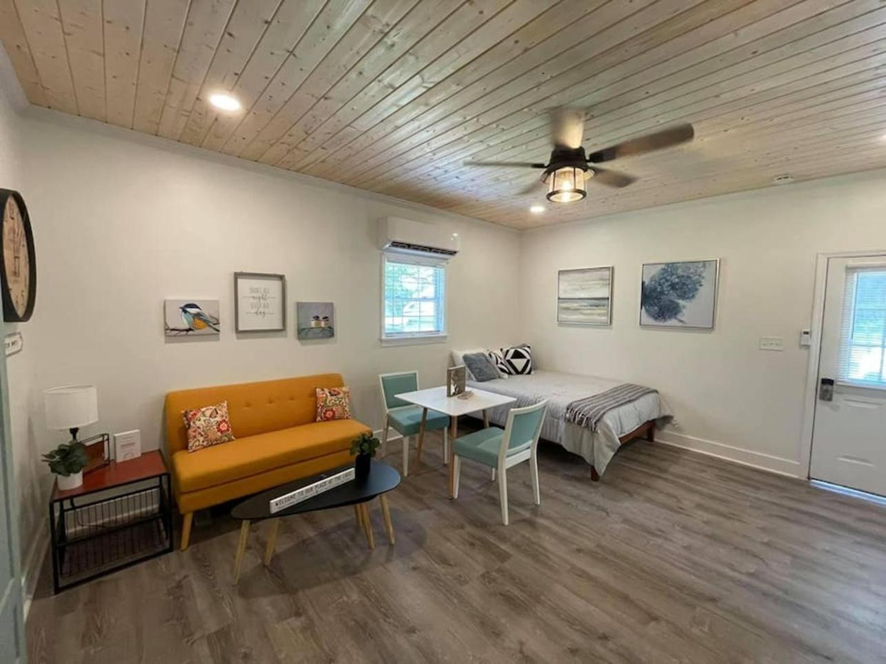 Beautifully Renovated Studio 2 Miles From Marina! Winchester Esterno foto