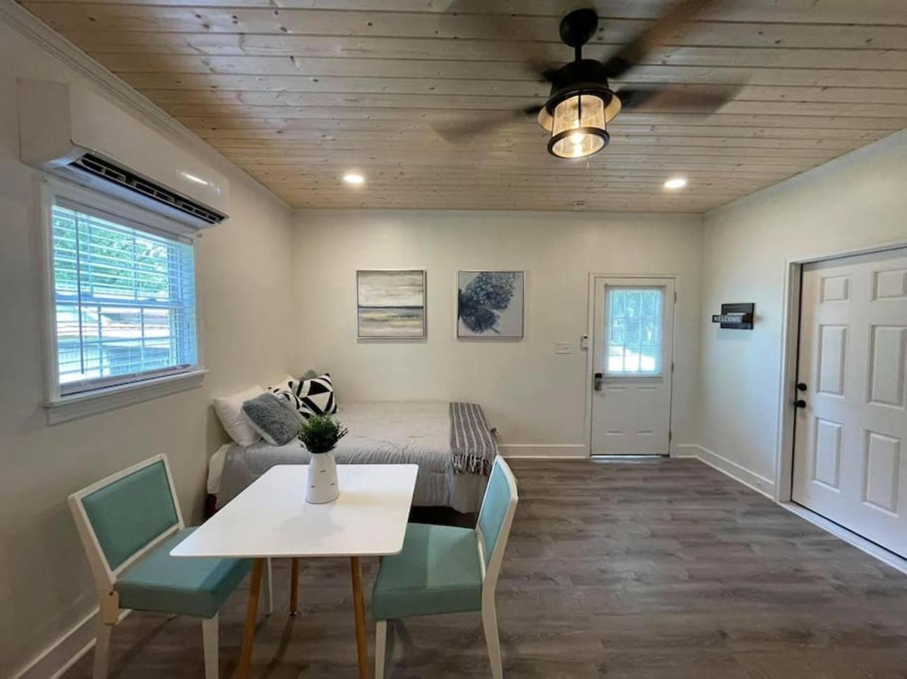 Beautifully Renovated Studio 2 Miles From Marina! Winchester Esterno foto